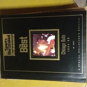 Sports Illustrated 1995-96 Chicago Bulls Championship Hardcover Collectors book.